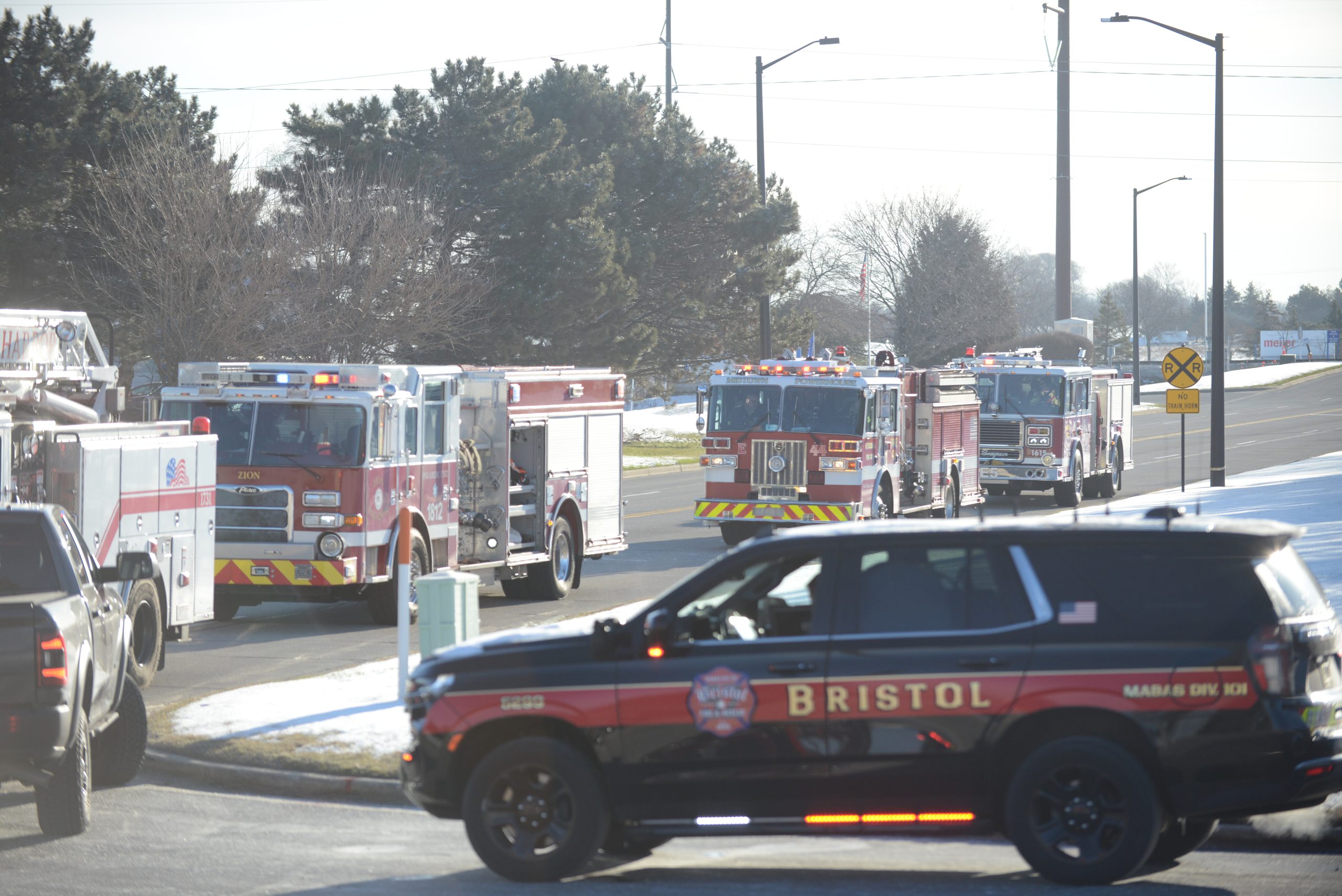 Brush Fire Erupts Near Lake Shangri-La, Prompts Multi-Department ...